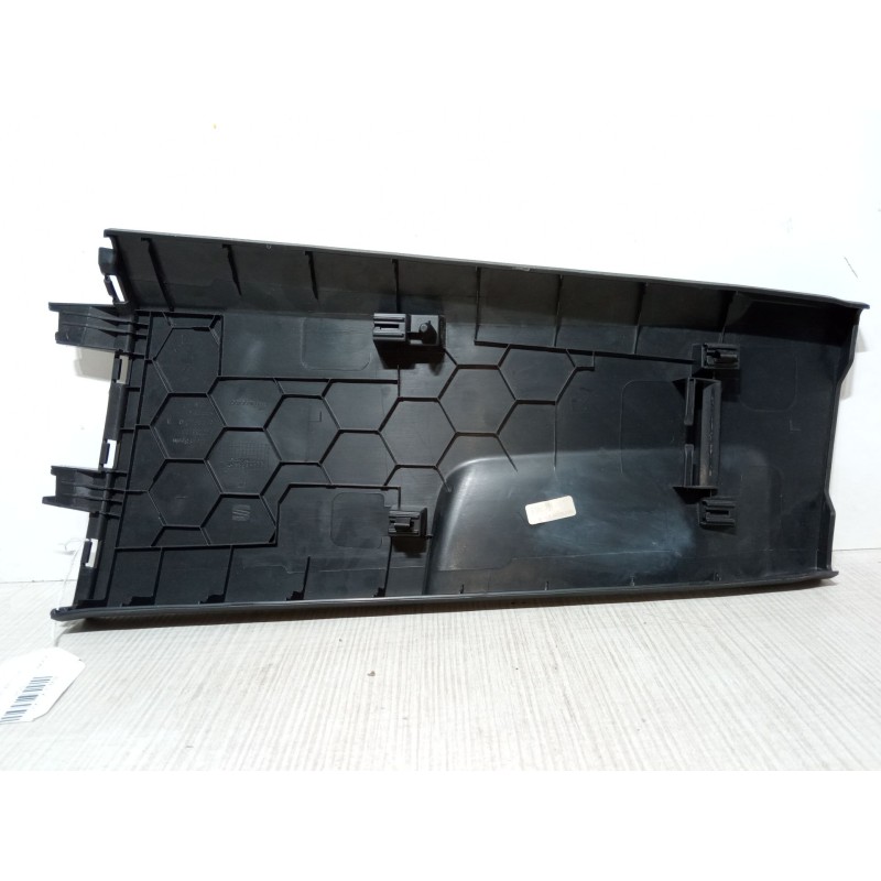 Recambio de moldura interior pilar b para seat ibiza v (kj1, kjg) 1.6 tdi referencia OEM IAM 616MJEA873807K  