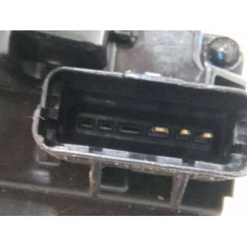 CERRADURA PUERTA TRASERA DERECHA 