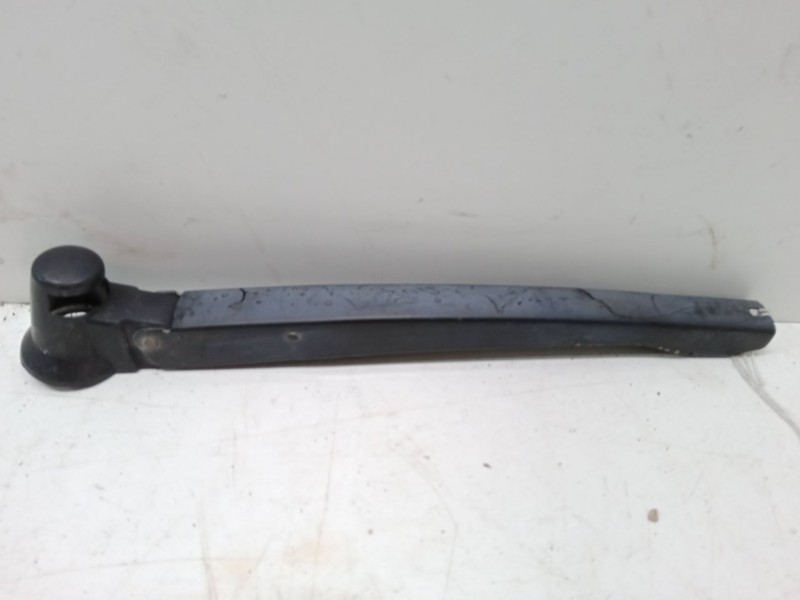 Recambio de brazo limpia trasero para volkswagen fox hatchback (5z1, 5z3, 5z4) 1.4 referencia OEM IAM   