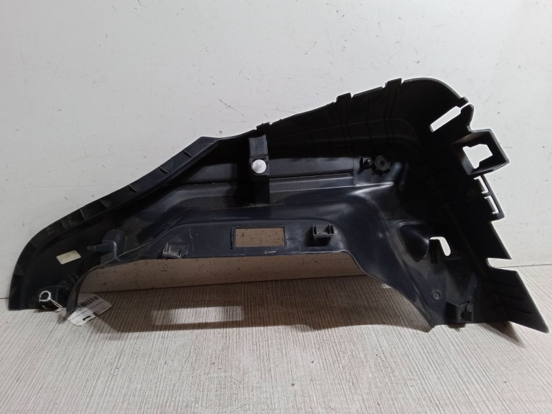 Recambio de moldura maletero derecha para seat ibiza v (kj1, kjg) 1.6 tdi referencia OEM IAM   