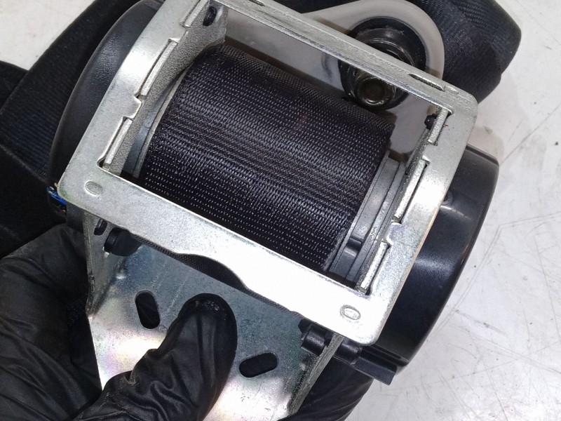 Recambio de cinturon seguridad delantero derecho para mazda 3 sedán (bk) 1.6 di turbo (bk12y) referencia OEM IAM   