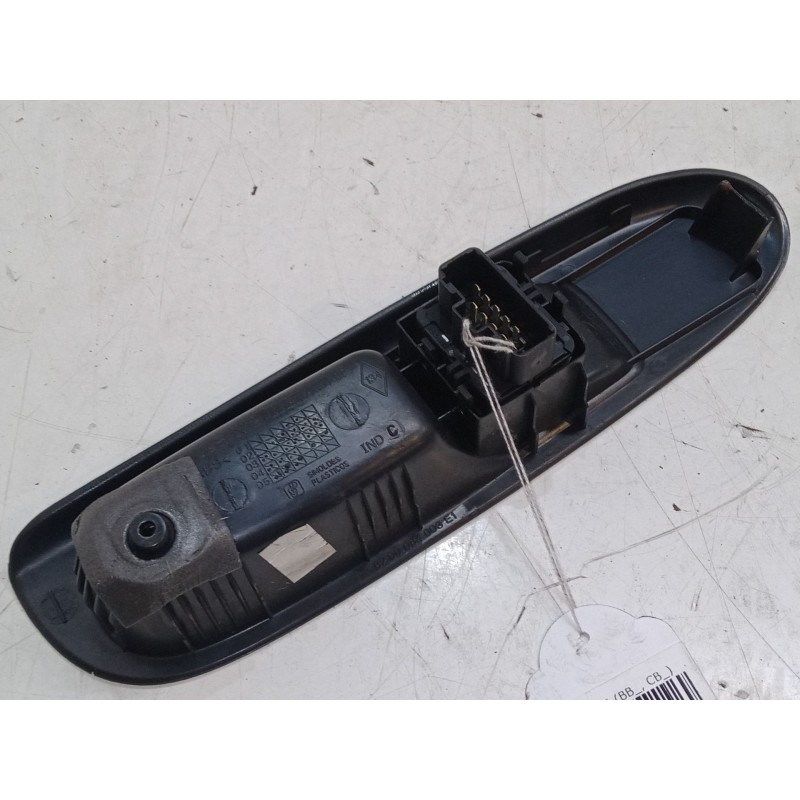 Recambio de mando elevalunas delantero izquierdo para renault clio ii (bb_, cb_) 1.2 16v (bb05, bb0w, bb11, bb27, bb2t, bb2u, bb