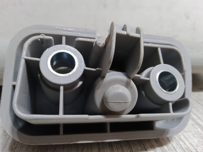 Recambio de parasol derecho para fiat doblo cargo (263_) 1.3 d multijet referencia OEM IAM   