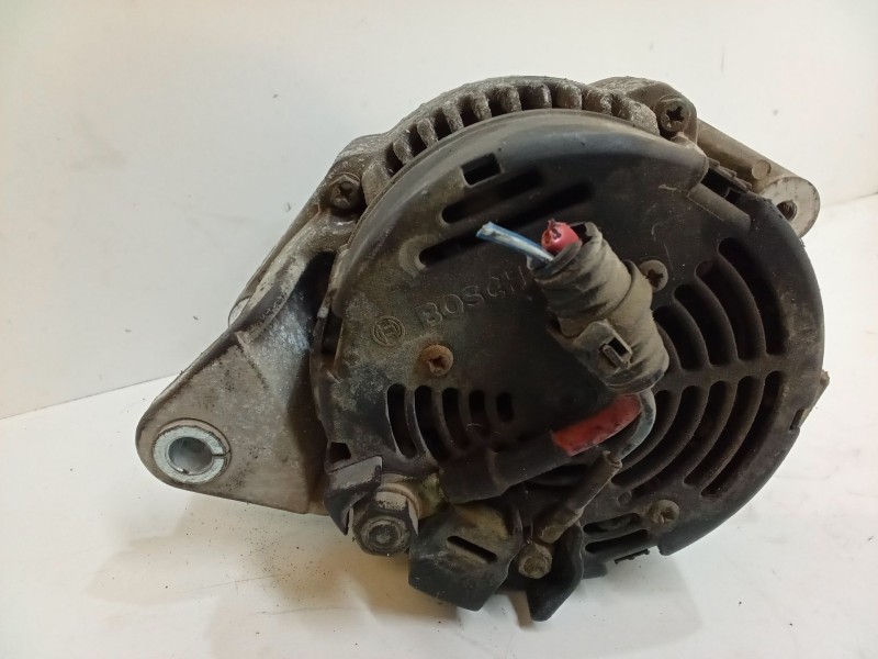 Recambio de alternador para opel corsa b (s93) 1.4 i (f08, f68, m68) referencia OEM IAM 90413760  