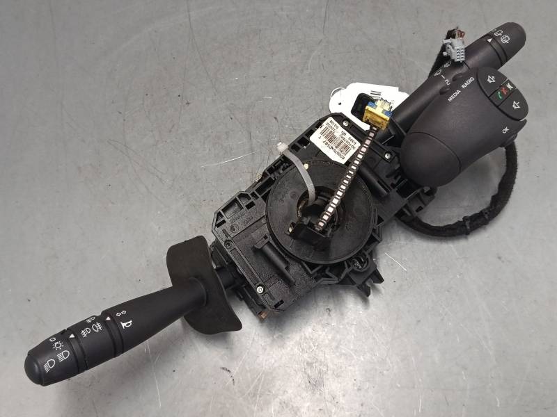 MANDO LUCES 8200792587T 