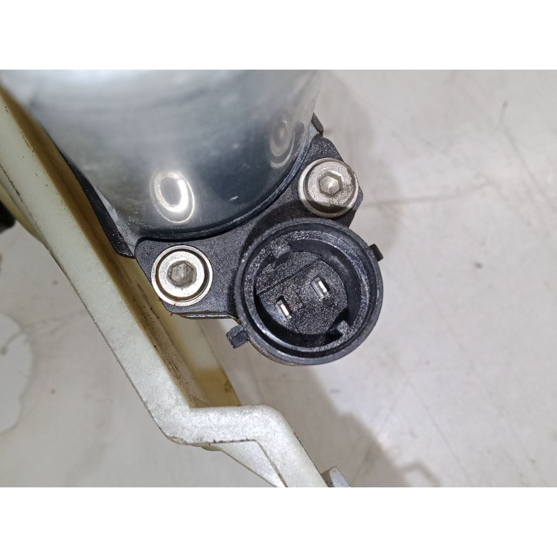 Recambio de elevalunas electrico delantero derecho para renault master iii furgoneta (fv) 2.3 dci 125 fwd (fv0c, fv0d, fv0g, fv0