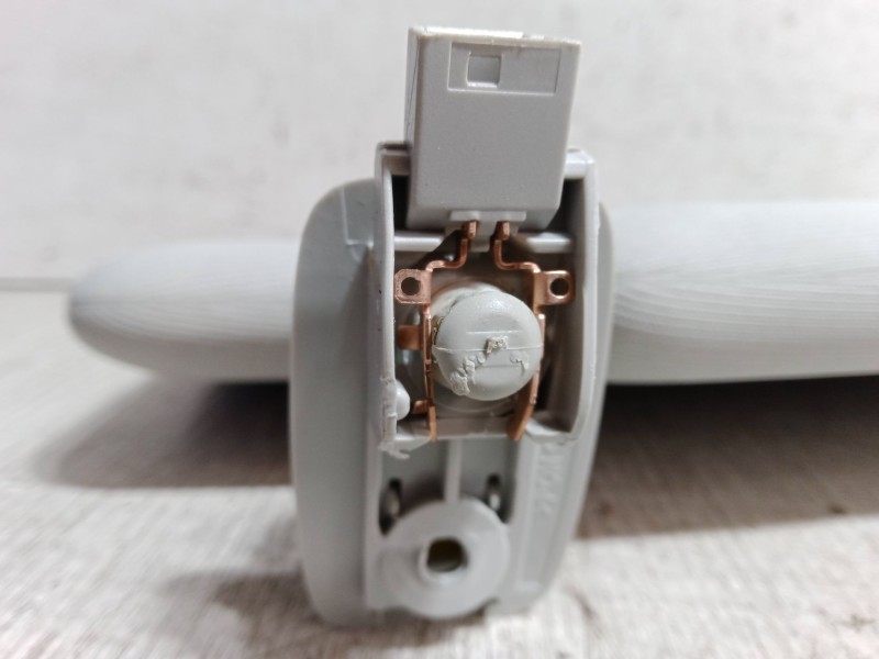 Recambio de parasol derecho para volkswagen tiguan (5n_) 2.0 tdi referencia OEM IAM 5N0857552H2F4  