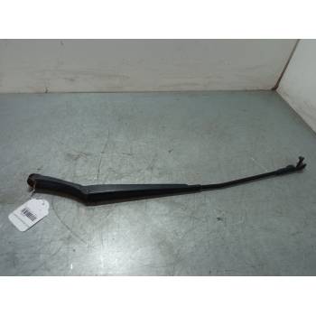 BRAZO LIMPIA DELANTERO DERECHO 