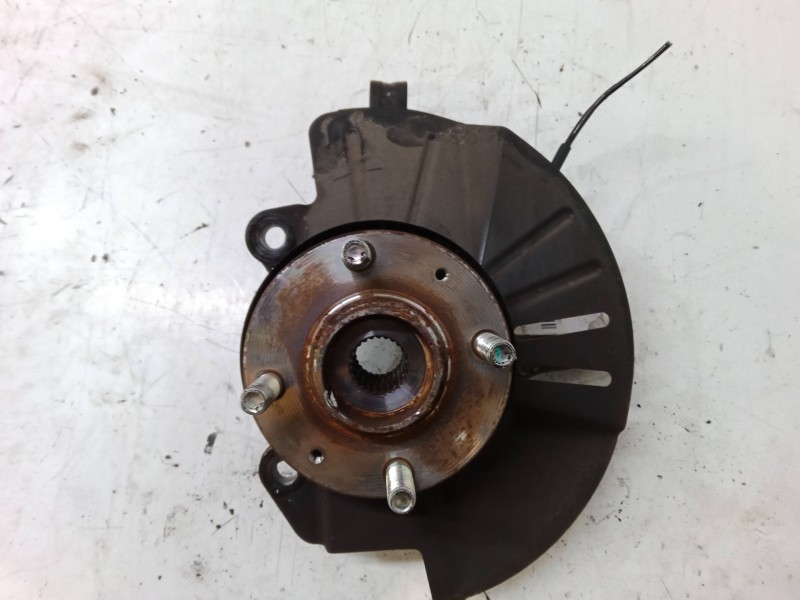 Recambio de mangueta delantera izquierda para kia rio iv (yb, sc, fb) 1.0 t-gdi 100 referencia OEM IAM   