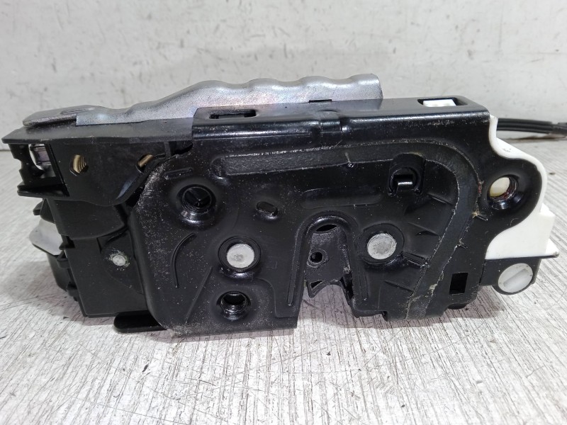 Recambio de cerradura puerta trasera izquierda para volkswagen tiguan (5n_) 2.0 tdi referencia OEM IAM 5N0839015A  