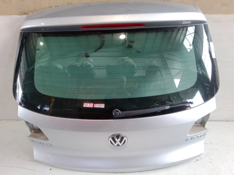 Recambio de porton trasero para volkswagen tiguan (5n_) 2.0 tdi referencia OEM IAM 5N0827025G  
