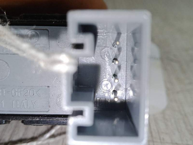 Recambio de mando elevalunas trasero izquierdo para volkswagen polo v (6r1, 6c1) 1.0 referencia OEM IAM   