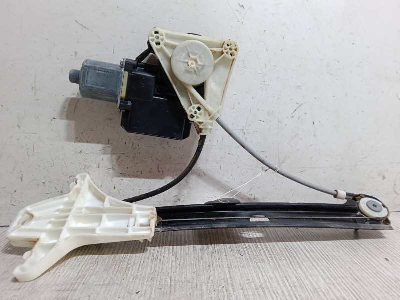 Recambio de elevalunas electrico trasero derecho para volkswagen polo v (6r1, 6c1) 1.0 referencia OEM IAM 6R059812AA  