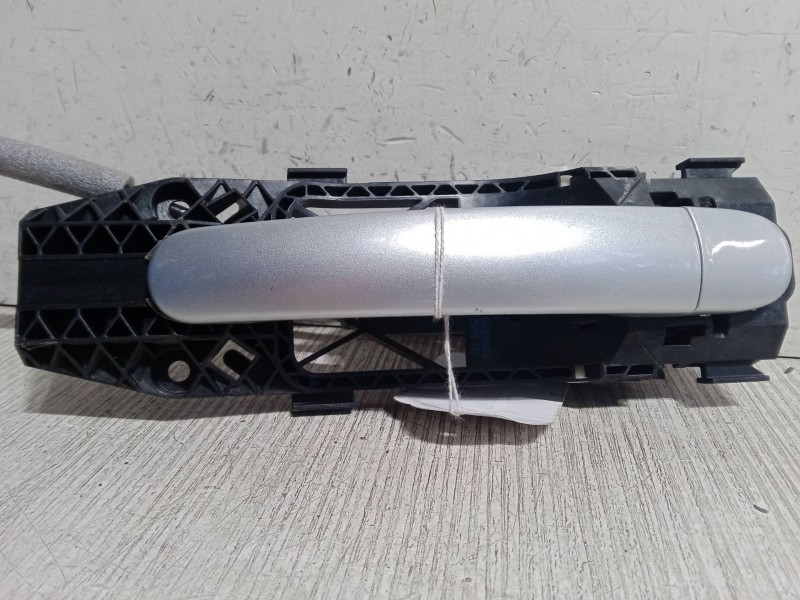 Recambio de maneta exterior delantera derecha para volkswagen tiguan (5n_) 2.0 tdi referencia OEM IAM   