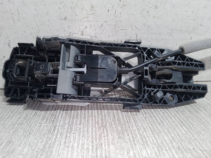 Recambio de maneta exterior delantera derecha para volkswagen tiguan (5n_) 2.0 tdi referencia OEM IAM   