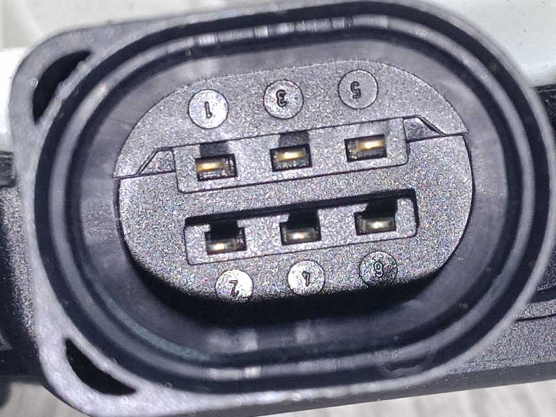 Recambio de cerradura puerta trasera derecha para volkswagen tiguan (5n_) 2.0 tdi referencia OEM IAM 3C4839016A  5N0839016A