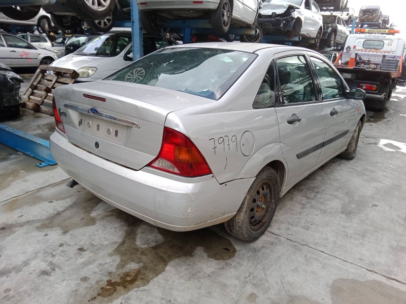 ford focus i turnier (dnw) del año 2000
