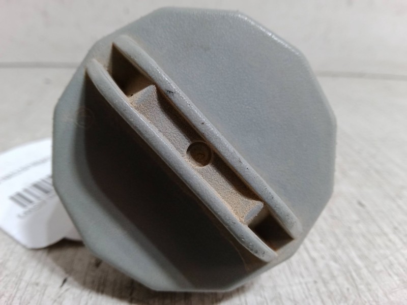 Recambio de tapon combustible para mazda 626 v station wagon (gw) 2.0 (gwew) referencia OEM IAM F04442250A  