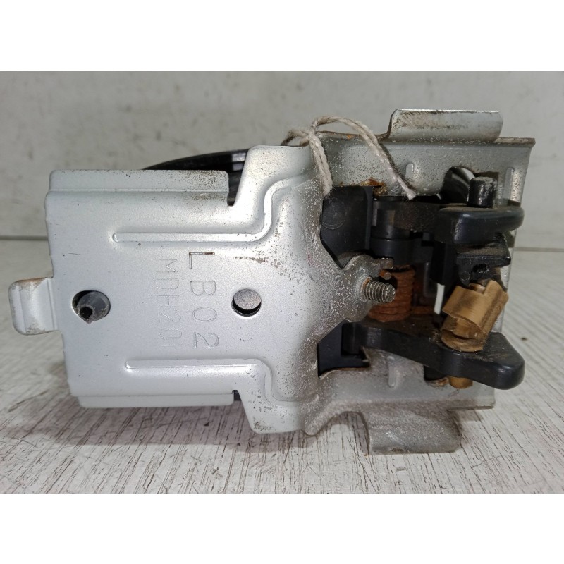 Recambio de maneta interior delantera izquierda para mazda 626 v station wagon (gw) 2.0 (gwew) referencia OEM IAM GE4T59330B65  