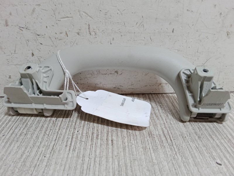 Recambio de asidero trasero derecho para volkswagen tiguan (5n_) 2.0 tdi referencia OEM IAM   