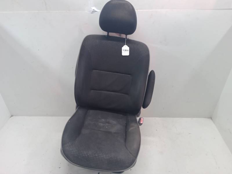 ASIENTO DELANTERO DERECHO 