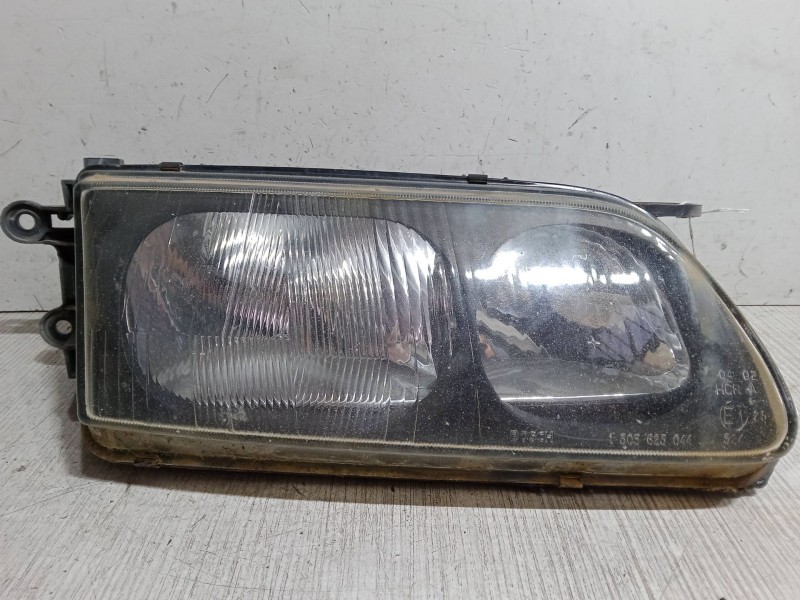 Recambio de faro derecho para mazda 626 v station wagon (gw) 2.0 (gwew) referencia OEM IAM GE4T51030D  