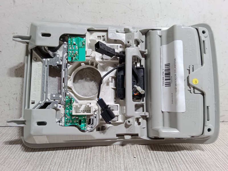 Recambio de luz interior delantera para volkswagen tiguan (5n_) 2.0 tdi referencia OEM IAM 1K0867489  