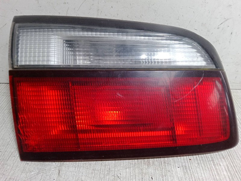 Recambio de piloto trasero izquierdo interior para mazda 626 v station wagon (gw) 2.0 (gwew) referencia OEM IAM   