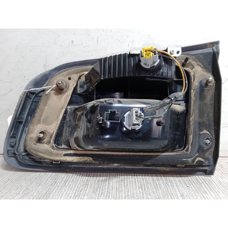 Recambio de piloto trasero izquierdo interior para mazda 626 v station wagon (gw) 2.0 (gwew) referencia OEM IAM   