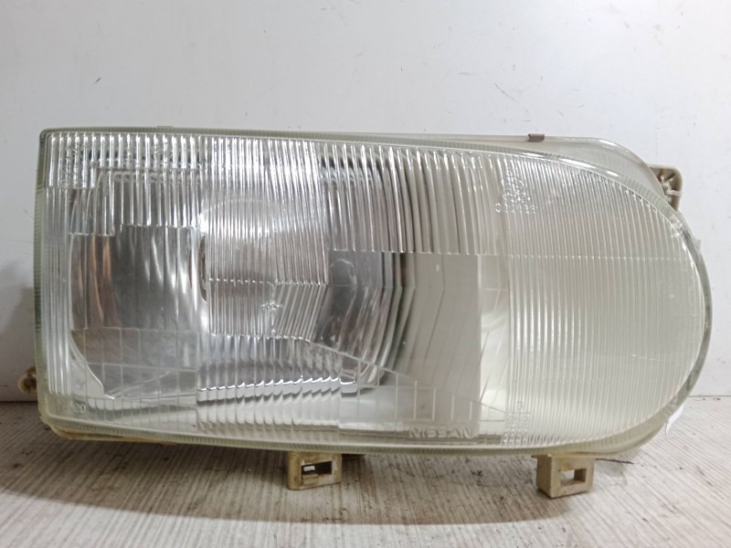 Recambio de faro derecho para nissan vanette cargo furgoneta (hc 23) 2.3 d referencia OEM IAM   