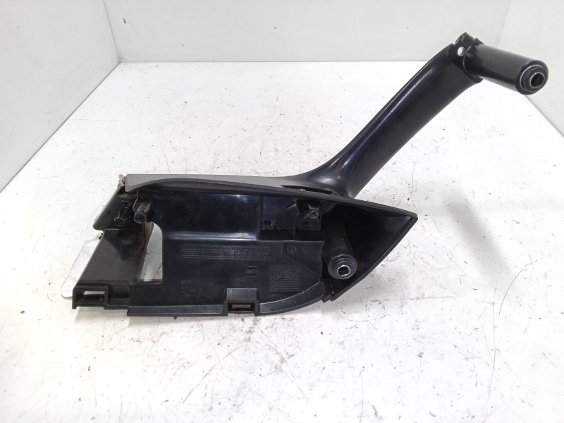 Recambio de mando elevalunas delantero derecho para seat ibiza iv (6j5, 6p1) 1.4 referencia OEM IAM    Recambio de mando elevalunas delantero derecho para seat ibiza iv (6j5, 6p1) 1.4 referencia OEM IAM
