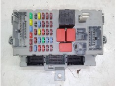 Recambio de caja reles / fusibles para peugeot boxer autobús 3.0 hdi 160 referencia OEM IAM 406626  