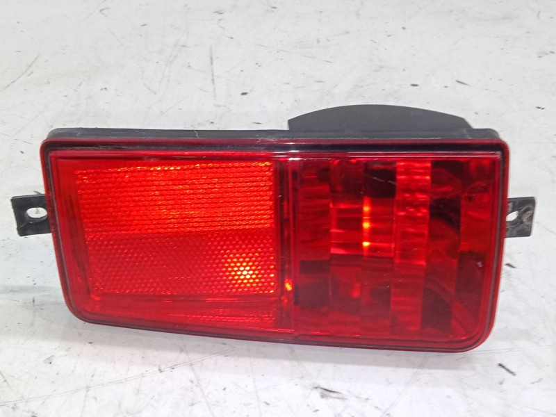 Recambio de catadioptrico trasero derecho para peugeot boxer autobús 3.0 hdi 160 referencia OEM IAM   