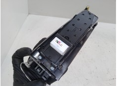 Recambio de mando elevalunas delantero izquierdo para toyota corolla (_e12_) 2.0 d-4d (cde120r_, cde120l_) referencia OEM IAM 84 2