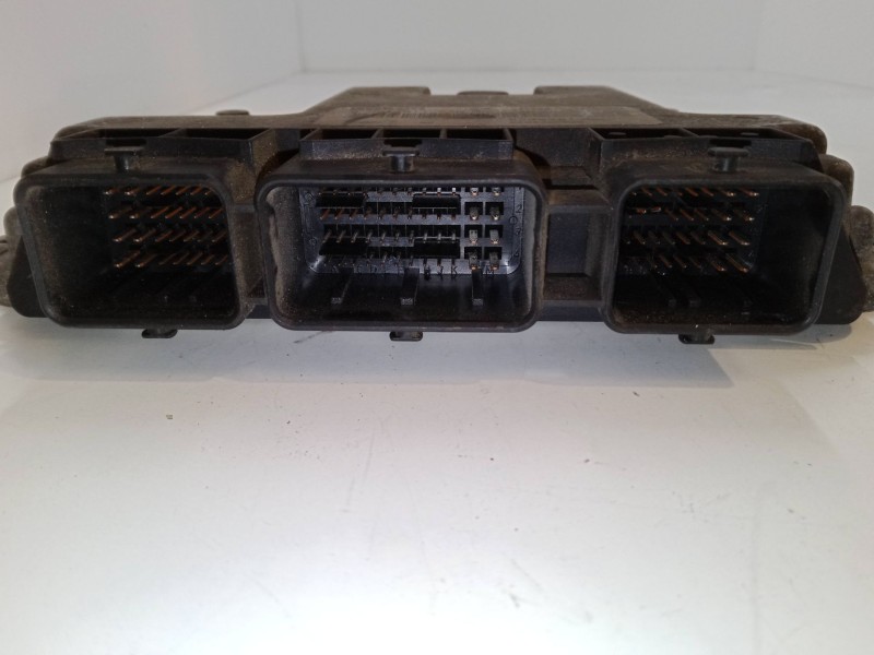 Recambio de centralita motor uce para renault megane ii coupé-cabriolet (em0/1_) 1.9 dci referencia OEM IAM 8200391966 820038650