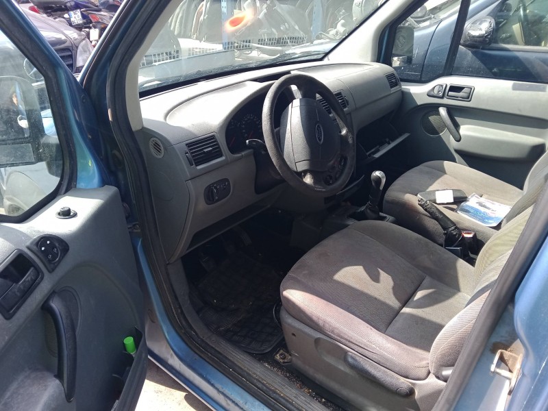 ford tourneo connect del año 2005