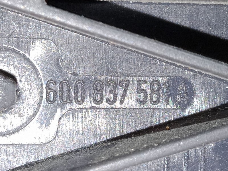 Recambio de maneta elevalunas puerta trasera izquierda para volkswagen polo iv (9n_, 9a_) 1.4 16v referencia OEM IAM   