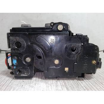 CERRADURA PUERTA TRASERA IZQUIERDA Y3B4839015A 