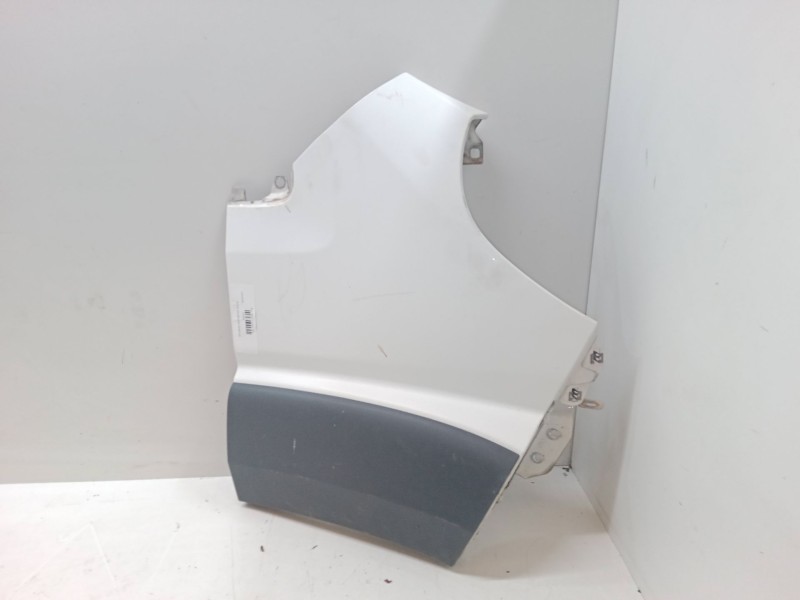 Recambio de aleta delantera derecha para peugeot boxer autobús 3.0 hdi 160 referencia OEM IAM   