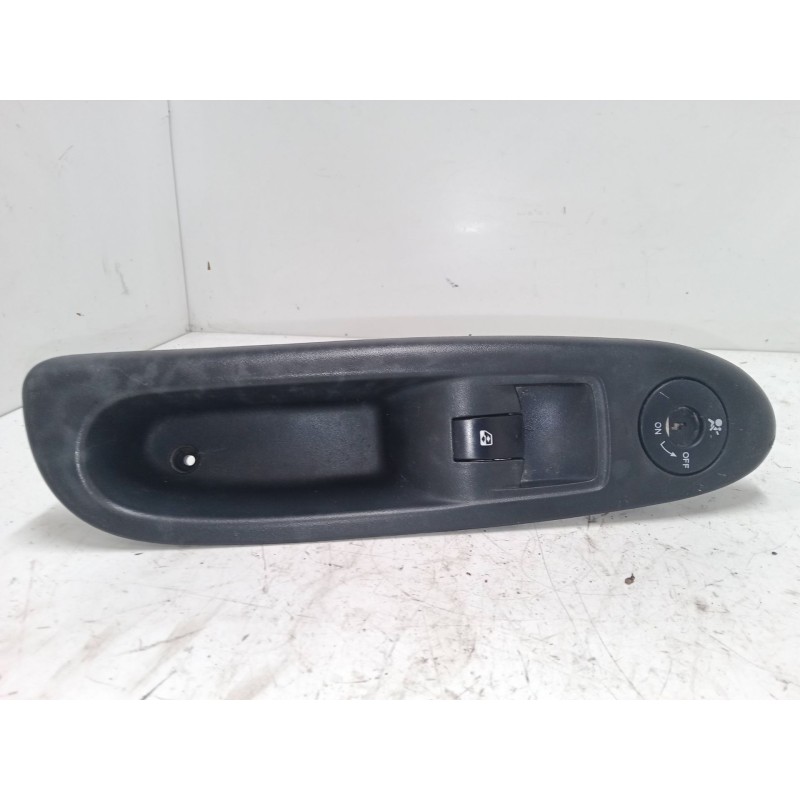 Recambio de mando elevalunas delantero derecho para renault clio ii (bb_, cb_) 1.2 16v (bb05, bb0w, bb11, bb27, bb2t, bb2u, bb2v
