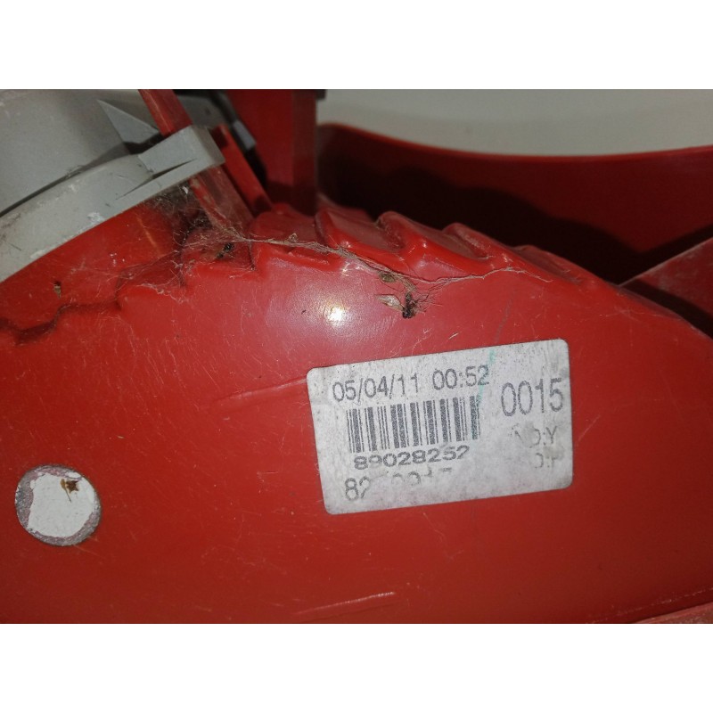 Recambio de piloto trasero derecho para renault clio ii (bb_, cb_) 1.2 16v (bb05, bb0w, bb11, bb27, bb2t, bb2u, bb2v, cb05,... r