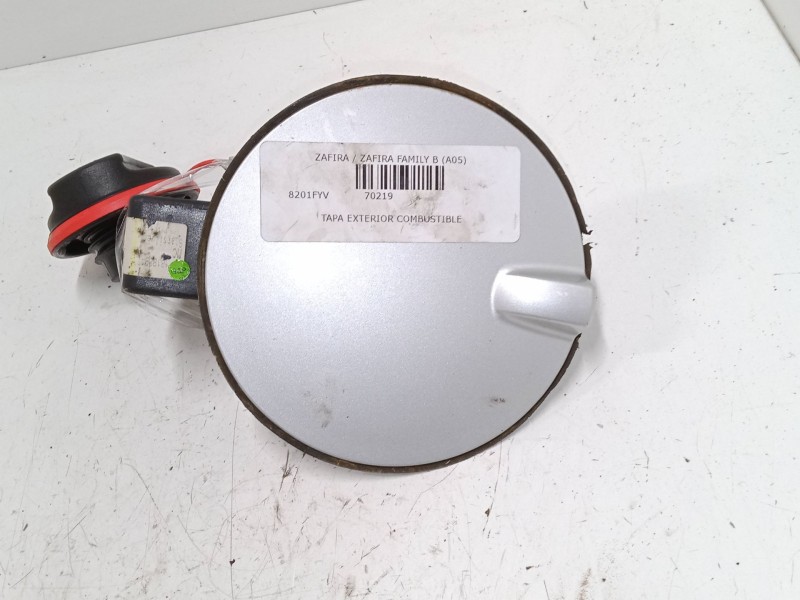 Recambio de tapa exterior combustible para opel zafira / zafira family b (a05) 1.9 cdti (m75) referencia OEM IAM   