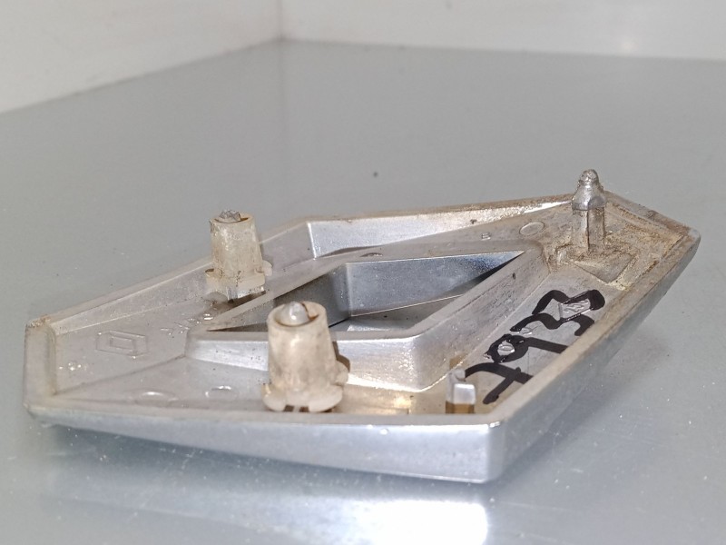 Recambio de anagrama para renault scénic i monospace (ja0/1_, fa0_) 1.6 (ja00, ja16, ja15, ja19, ja1v, ja2b, ja2c, ja0b,... refe Recambio de anagrama para renault scénic i monospace (ja0/1_, fa0_) 1.6 (ja00, ja16, ja15, ja19, ja1v, ja2b, ja2c, ja0b,... refe