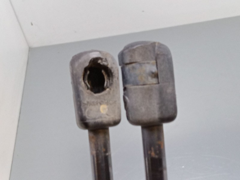 Recambio de amortiguadores malet/porton para chevrolet aveo / kalos hatchback (t250, t255) 1.2 referencia OEM IAM   