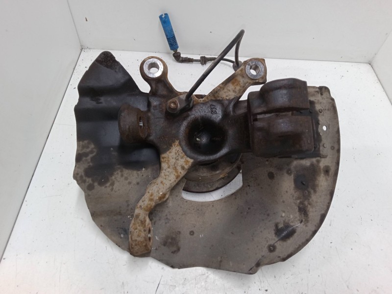 Recambio de mangueta delantera izquierda para bmw 3 compact (e46) 318 td referencia OEM IAM   