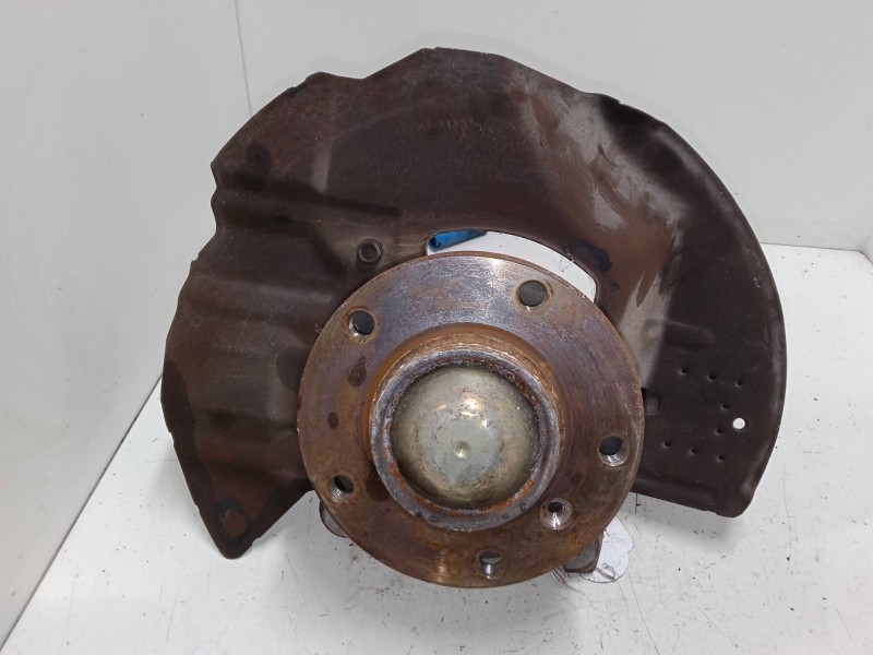 Recambio de mangueta delantera izquierda para bmw 3 compact (e46) 318 td referencia OEM IAM   