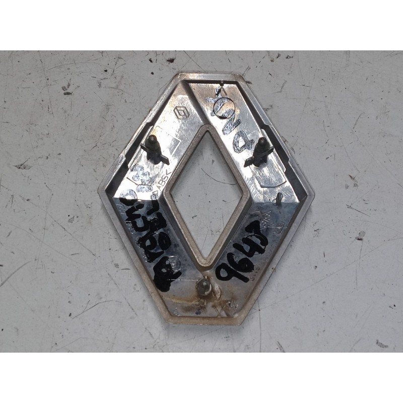 Recambio de anagrama para renault clio ii (bb_, cb_) 1.2 16v (bb05, bb0w, bb11, bb27, bb2t, bb2u, bb2v, cb05,... referencia OEM 