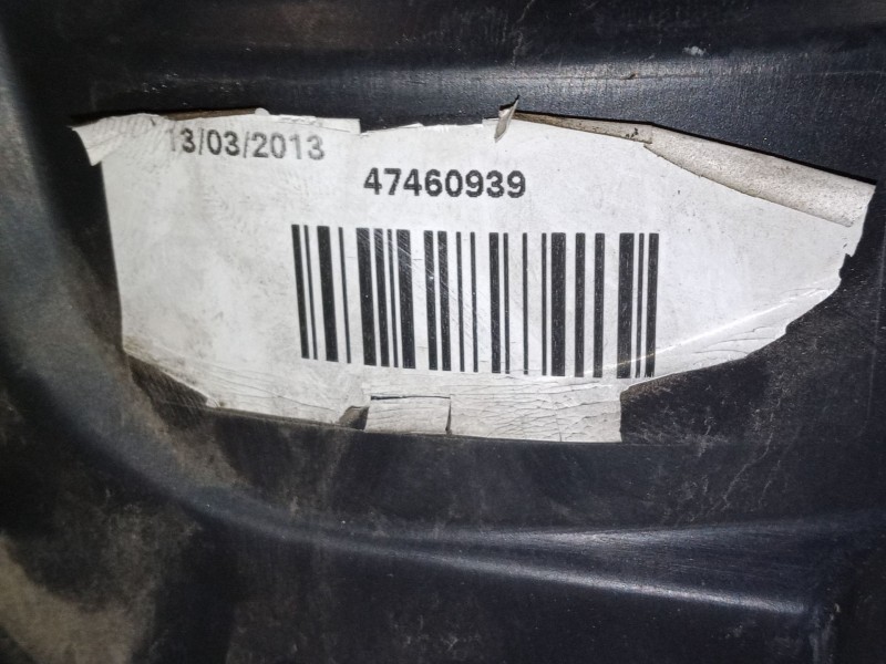 Recambio de faro izquierdo para peugeot boxer autobús 3.0 hdi 160 referencia OEM IAM 47460939  