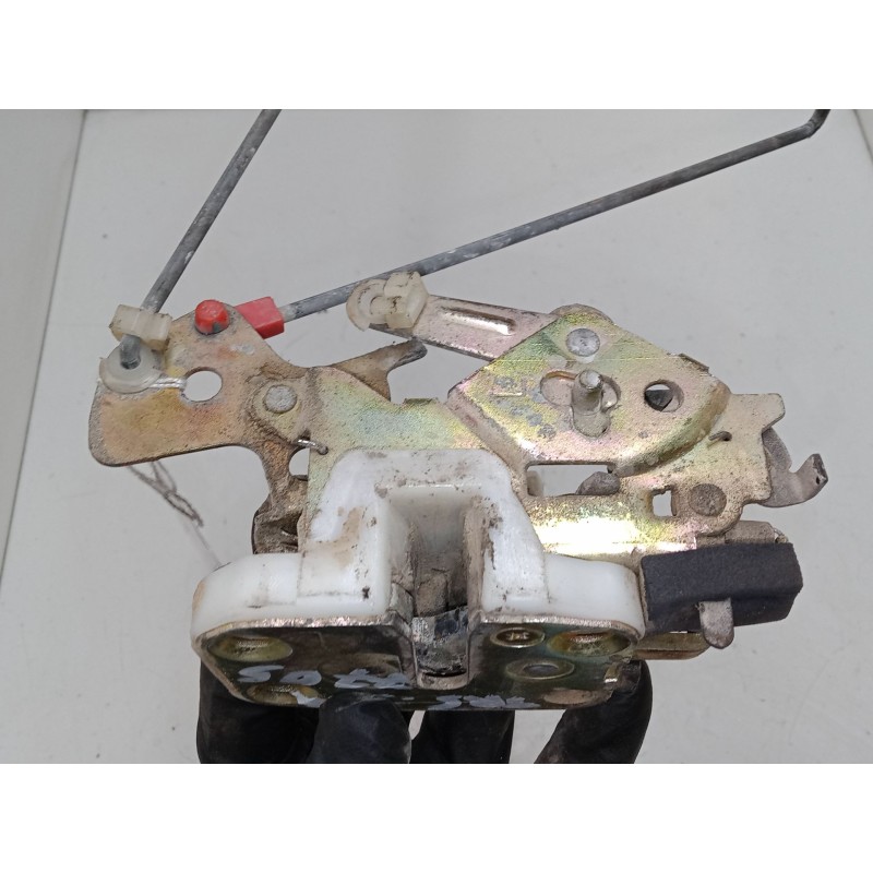 Recambio de cerradura puerta trasera izquierda para kia sportage suv (k00) 2.0 td 4wd referencia OEM IAM    Recambio de cerradura puerta trasera izquierda para kia sportage suv (k00) 2.0 td 4wd referencia OEM IAM