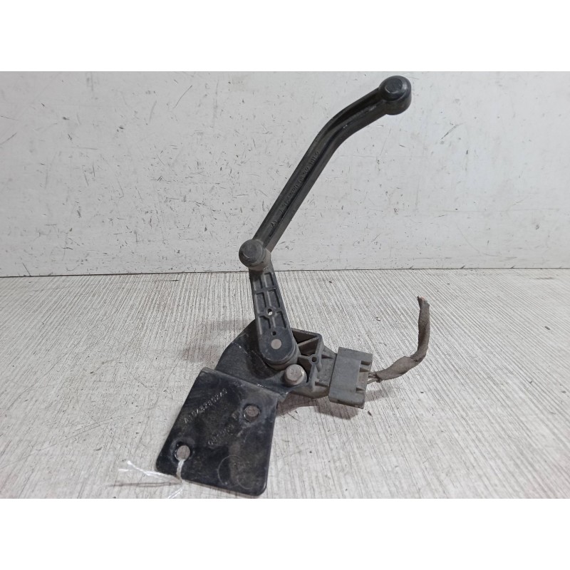 Recambio de regulador altura luces para mercedes-benz clase m (w164) ml 350 cdi 4-matic (164.122) referencia OEM IAM A1643280240
